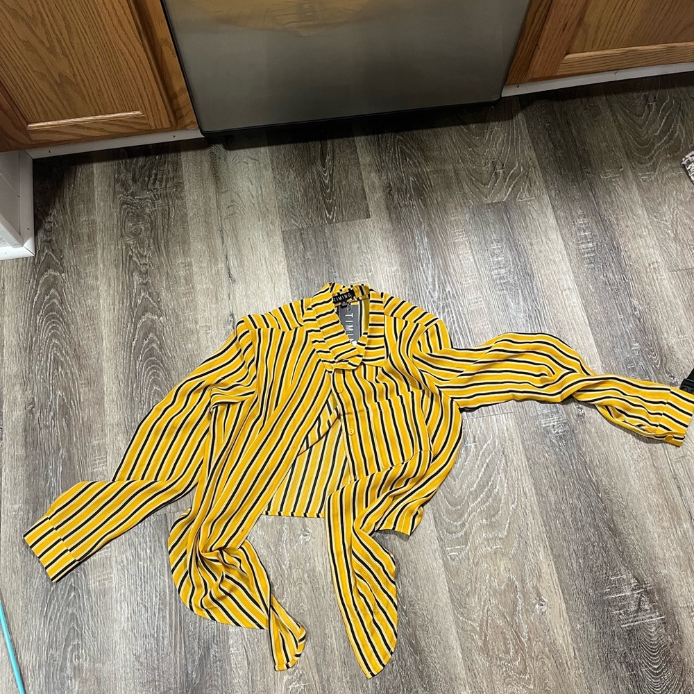 Cropped striped shirt